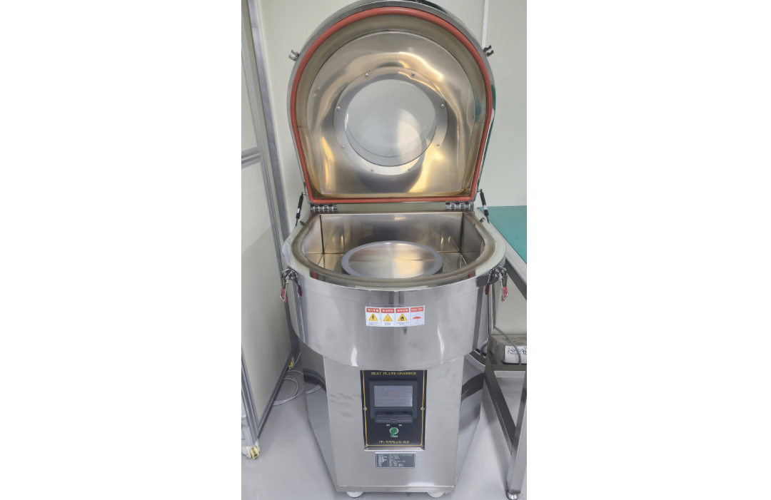 아이에스티테크 WAFER HEATING PLATE 제품 사진